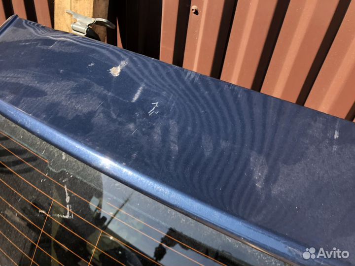 Крышка багажника синяя opel astra J