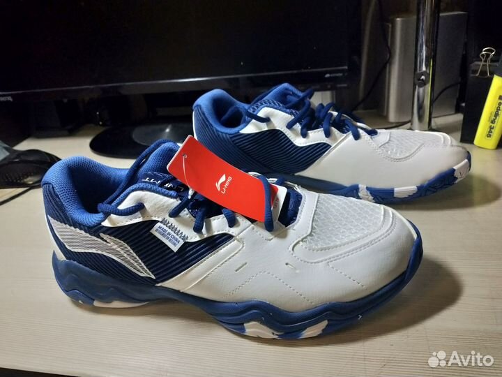 Кроссовки Asics