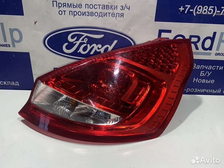 Фонарь правый Ford Fiesta MK6 2008-2012 хэтчбек