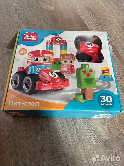 Гоночная машина пит-стоп