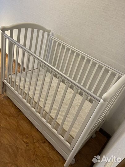 Кроватка детская с маятником Pali (Италия)