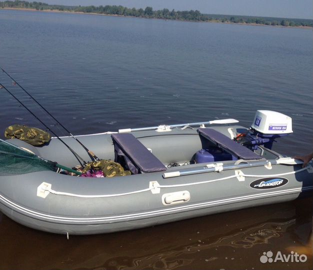 Лодка Gladiator 330 AL