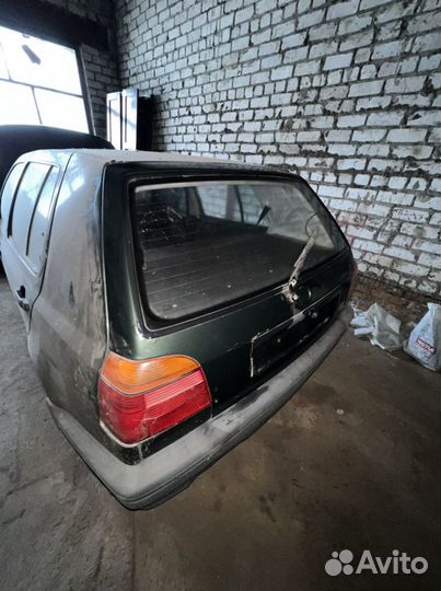 Задние фонари volkswagen golf 3, машина в разборе