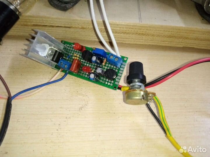 Регулятор оборотов с потдержанием мощьности