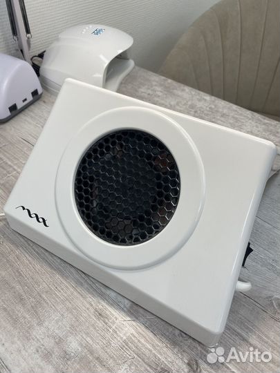 Вытяжка для маникюра