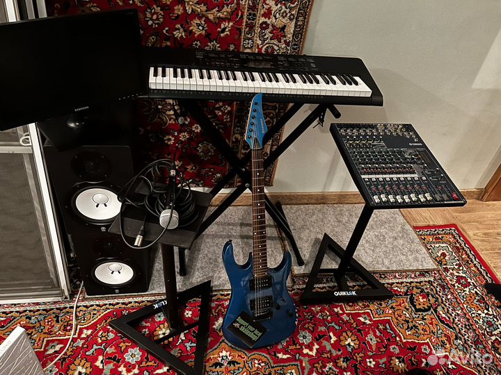 Диджейский пульт микшер