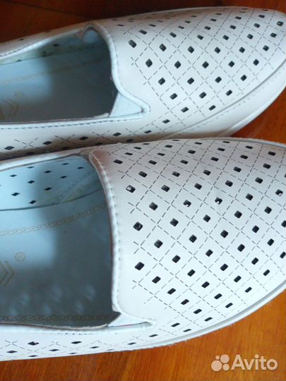 Туфли женские летние 39размер,маломерят