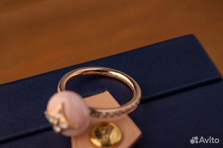 Кольцо Louis Vuitton B Blossom Monogram Flower Pink Opal Q9M00A