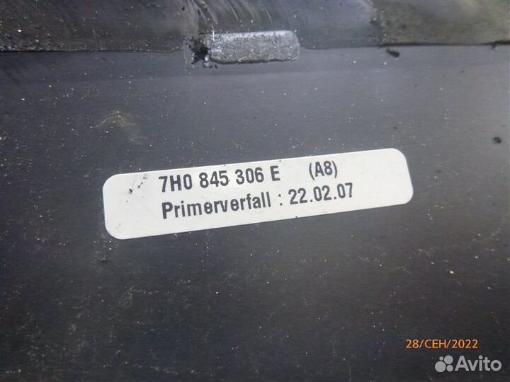 Стекло двери правое Volkswagen Transporter 2007