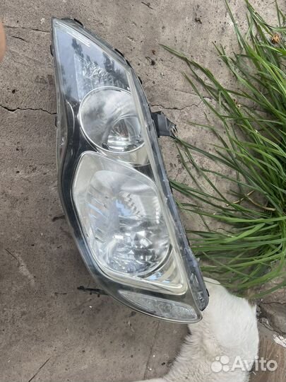 Продам фару honda civic 4d