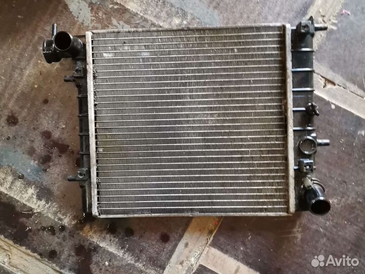 Радиатор охлаждения на hyundai accent МКПП