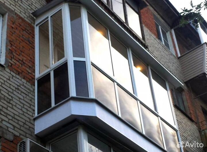 Остекление и отделка балконов