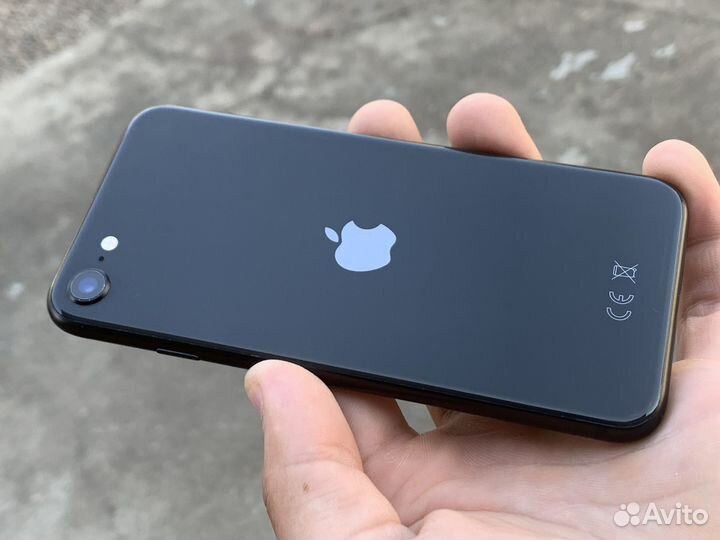 iPhone SE (2020), 64 ГБ