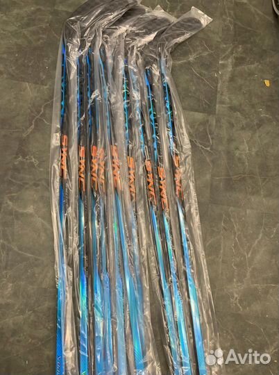 Клюшка хоккейная