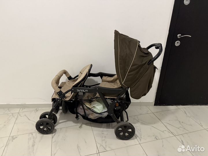 Коляска для двойняшек