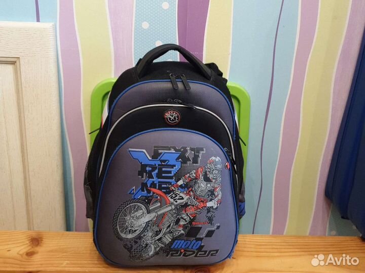 Школьный ранец Hummingbird