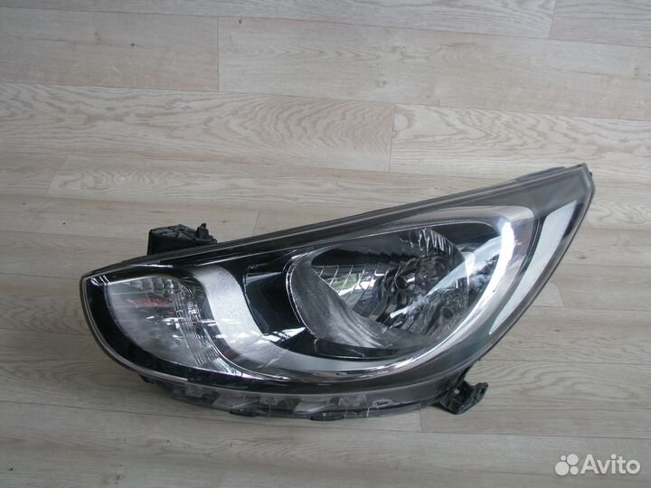 Hyundai Solaris Фара передняя левая 2011-2014 ориг