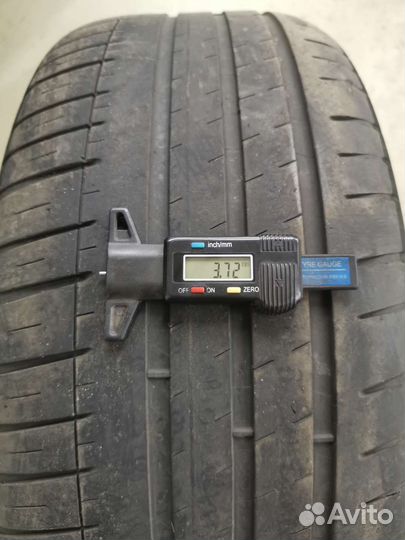 Michelin Pilot Sport 3 235/45 R18