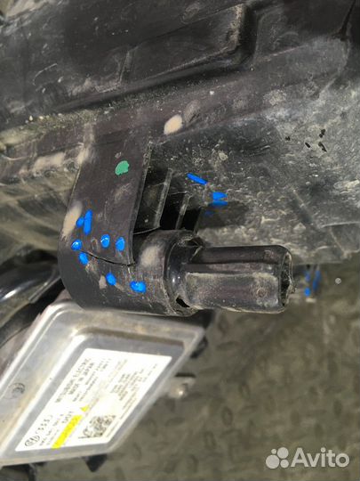 Фара левая в сборе с блоками (Volkswagen Touareg)