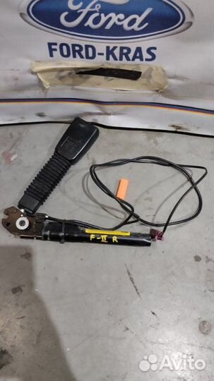 Преднатяжитель ремня безопасности правый Ford