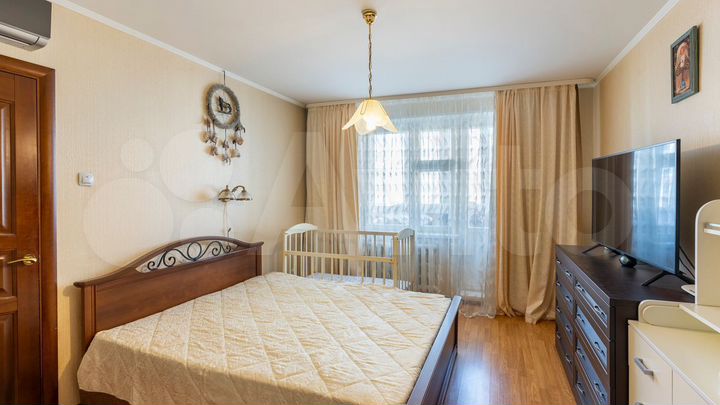 2-к. квартира, 72 м², 7/10 эт.