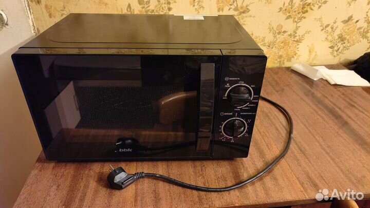 Микроволновая печь bbk б/у