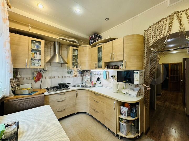 4-к. квартира, 95 м², 1/2 эт.