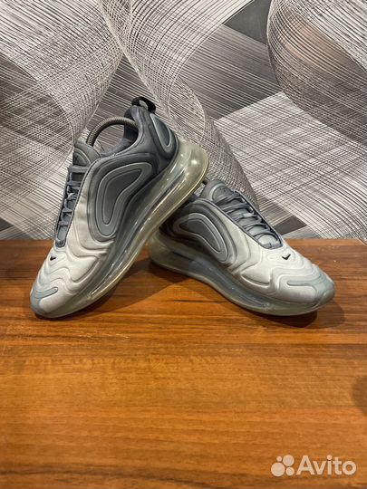 Кроссовки Nike air max 720 размер 41