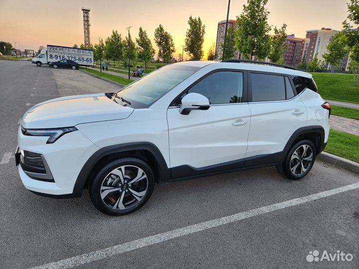 Москвич 3 1.5 CVT, 2023, 18 000 км