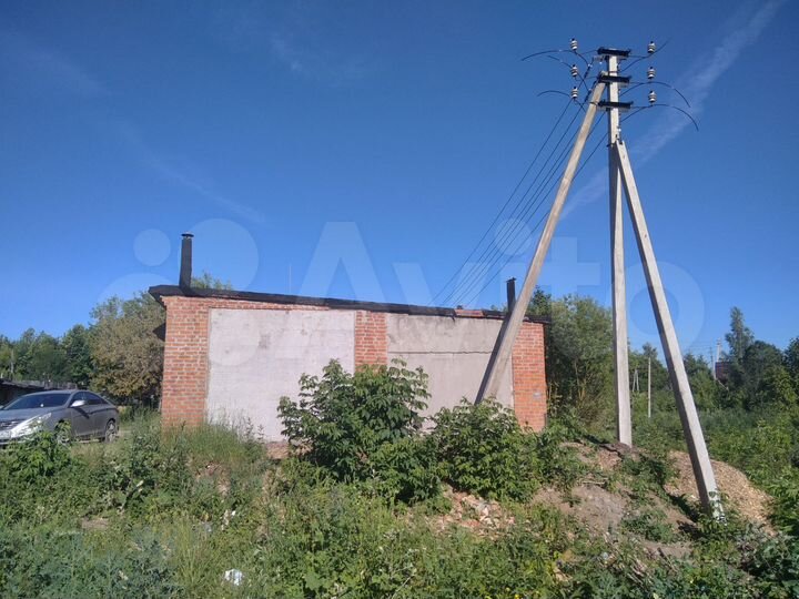 Гараж, > 30 м²