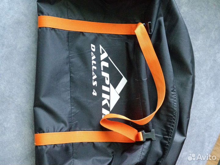 Палатка 4 местная с тамбуром