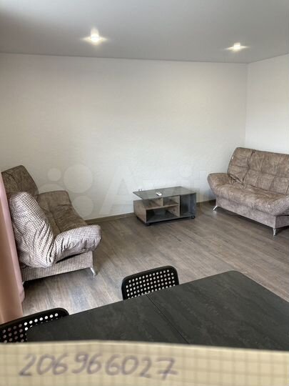 2-к. квартира, 43 м², 2/2 эт.