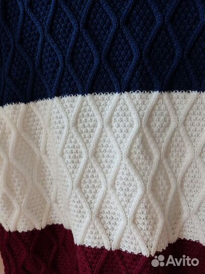 Свитер на девочку