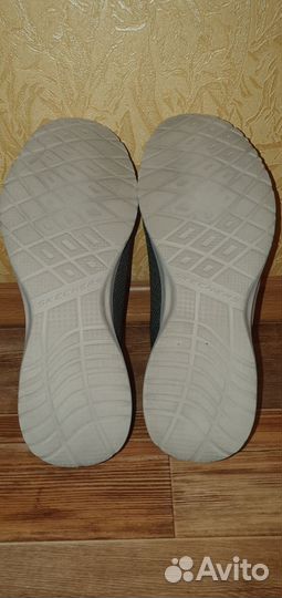 Кроссовки мужские Skechers 44р