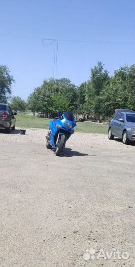 Кавасаки ззр400