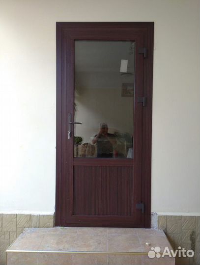 Дверь входная пвх