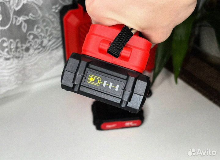 Шуруповерт (Абсолютно новый)