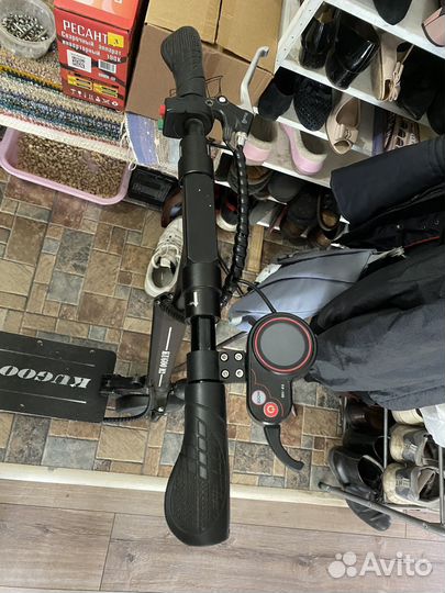 Электросамокат kugoo