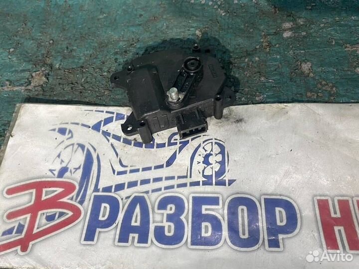 Моторчик заслонки печки Honda CR-V 3 RE