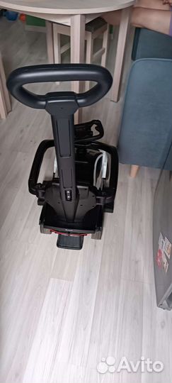 Детская машина каталка с ручкой бу