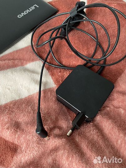 Lenovo 320-15IAP