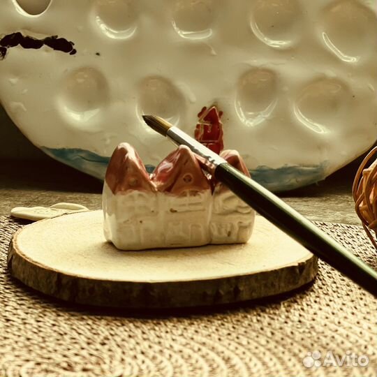 Палитра и подставка для кистей