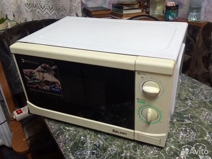 Микроволновка Rolsen MS1770MD