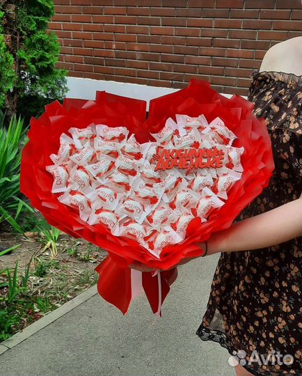 Сладкий букет девушке из Рафаэлло