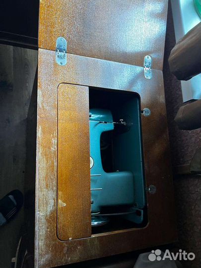 Швейная машина Чайка 2