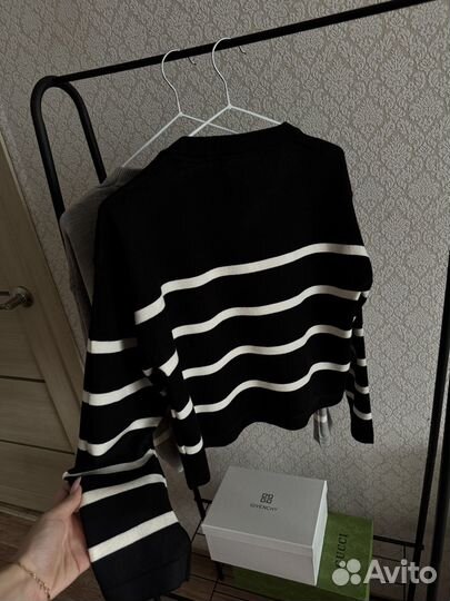 Джемпер в полоску