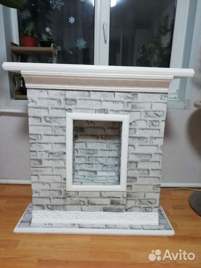 Камин декоративный