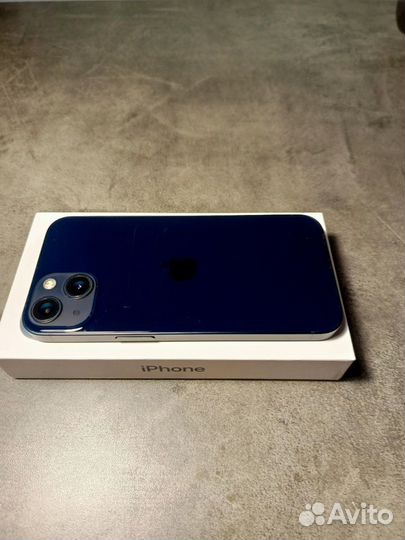 iPhone 13, 256 ГБ