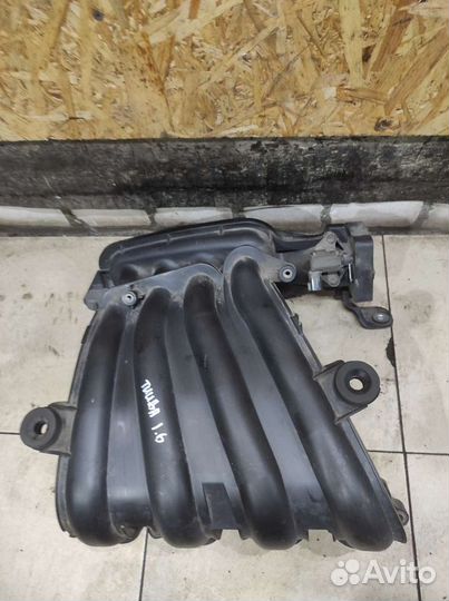 Коллектор впускной Nissan Tiida C11 hr16de 2008