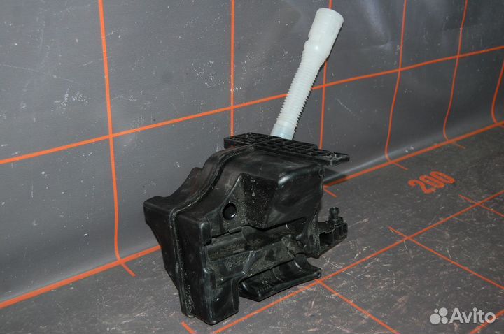 Бачок омывателя стекла - Volkswagen Polo 5